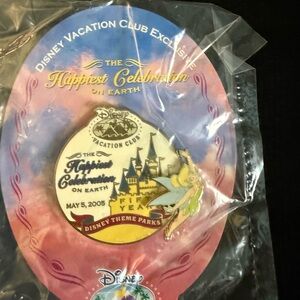 Disney Vacation Club Celebration Pin - Pink and Gold